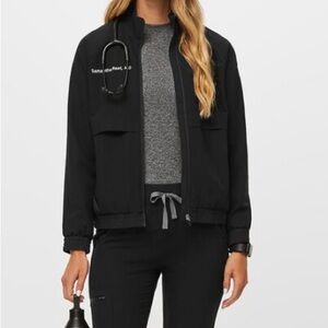 Figs Sydney scrub technical jacket. Size Large. Black.